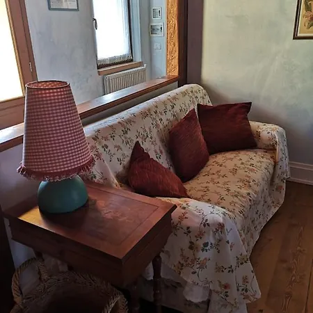 East Wind Bed & Breakfast Medea