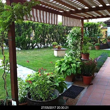 Bed & Breakfast East Wind