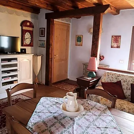 East Wind Bed & Breakfast 4*