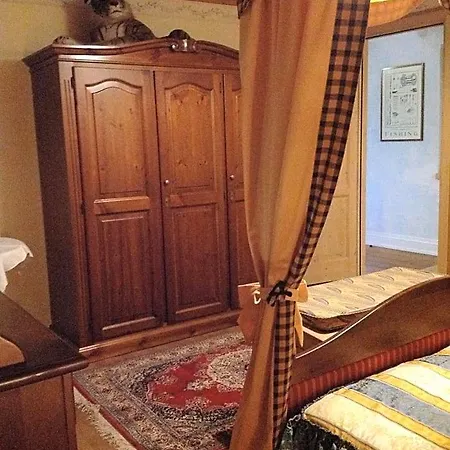 East Wind Bed & Breakfast 4*