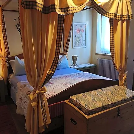 East Wind Bed & Breakfast